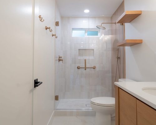 78007080-5421-4637-A685-8FACDC568A36