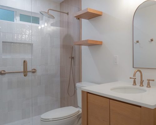 7FF31504-0B4D-41B8-8C37-88D6B6DBFF40