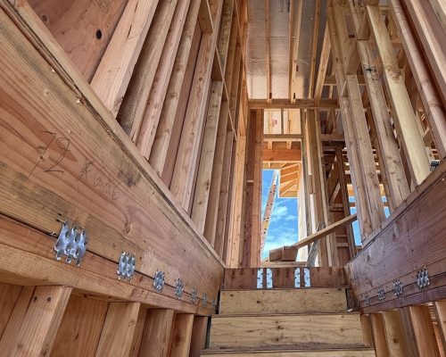 EBFC70B1-BD25-46B5-8FBA-2D43D7F0D413