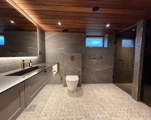 F08316F0-AC92-4BBF-BC3E-AD0AA67C59C6